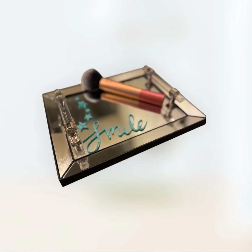 Handmade can customize